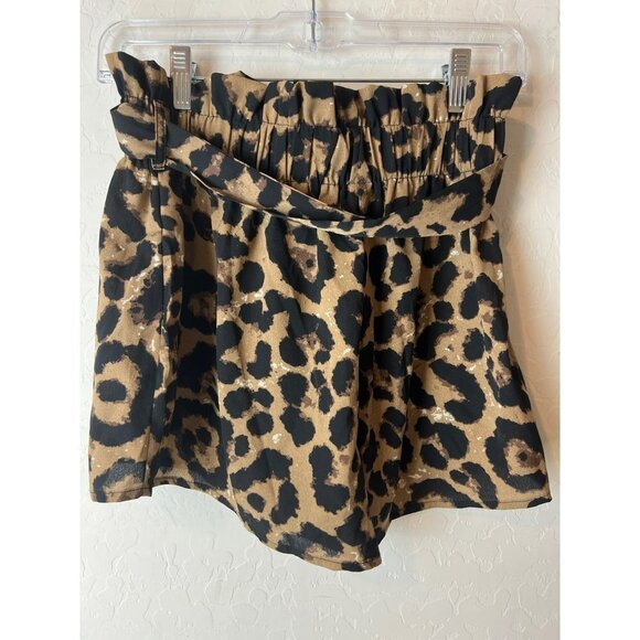 Women Shein Sz Small Leopard Animal Print Paper Bag Shorts with Belt - Picture 3 of 6